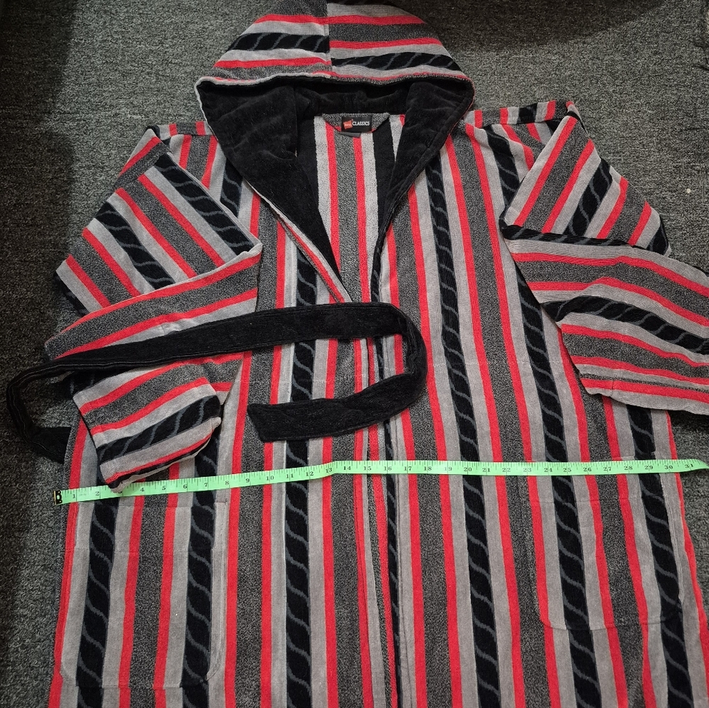 Hanes Classics Hooded Robe with Red and Gray Stripes - Picture 8 of 9